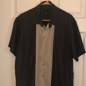 Van Heusen mens shirt large 16/16 1/2 neck Dark Gray and Off White
